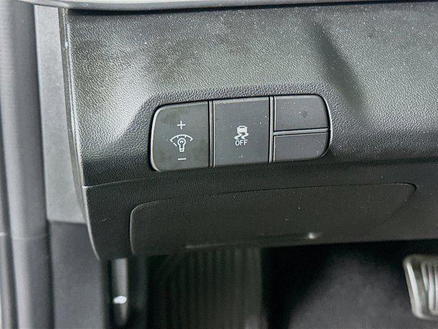 used 2025 Hyundai Elantra car, priced at $20,221