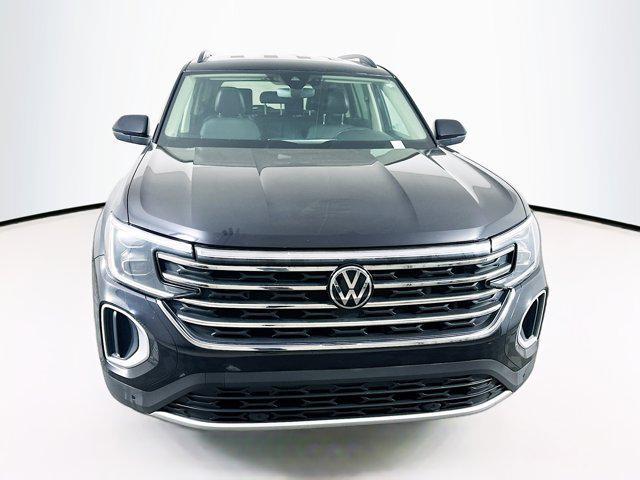 used 2024 Volkswagen Atlas car, priced at $26,496