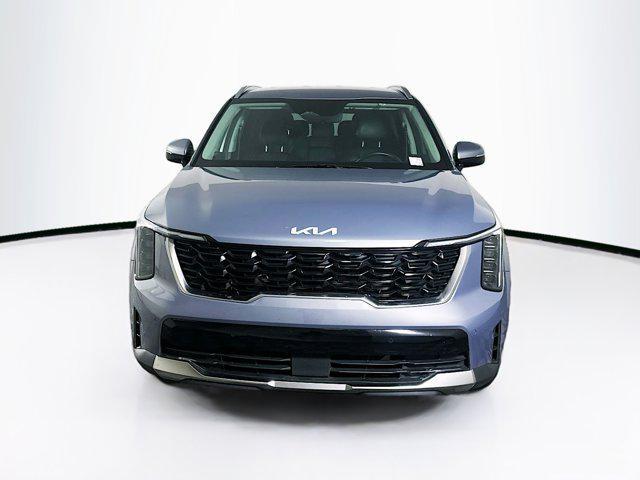 used 2024 Kia Sorento car, priced at $23,197