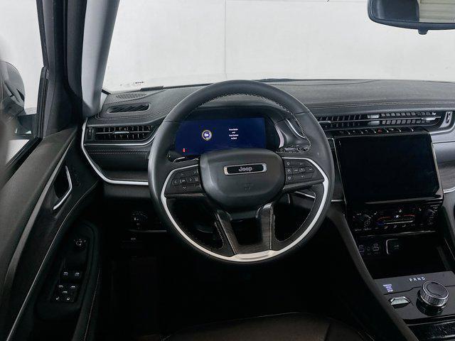 used 2023 Jeep Grand Cherokee car, priced at $29,497