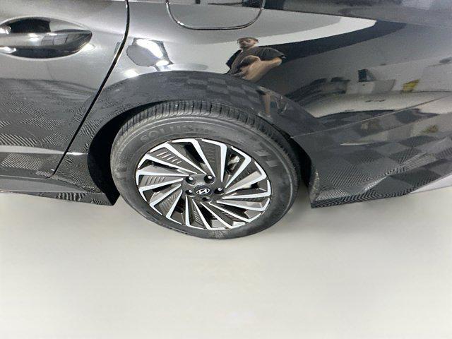 used 2025 Hyundai Sonata Hybrid car, priced at $21,487