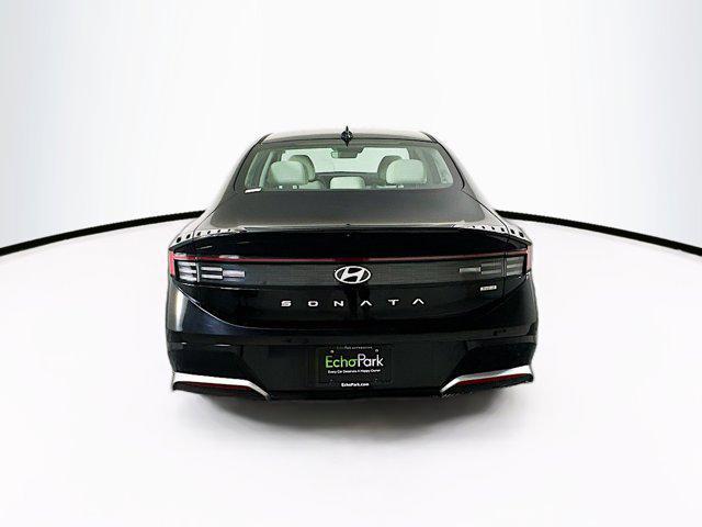 used 2025 Hyundai Sonata Hybrid car, priced at $21,487