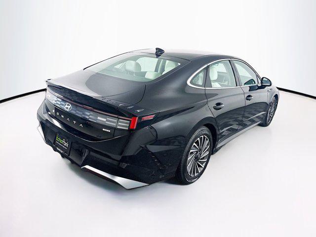 used 2025 Hyundai Sonata Hybrid car, priced at $21,487