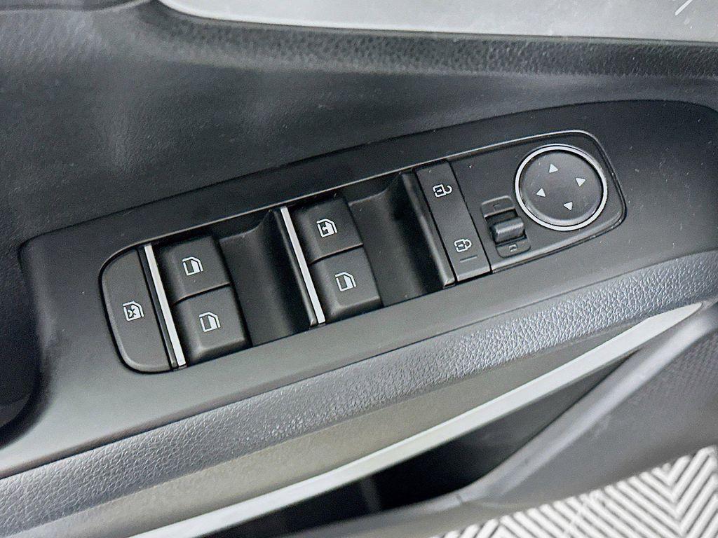 used 2025 Kia Soul car, priced at $17,622