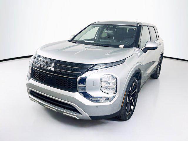 used 2024 Mitsubishi Outlander car, priced at $21,597