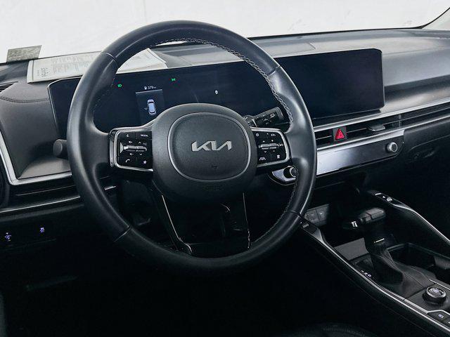 used 2024 Kia Sorento car, priced at $23,987