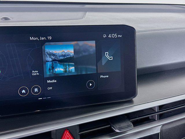 used 2024 Kia Sorento car, priced at $23,987