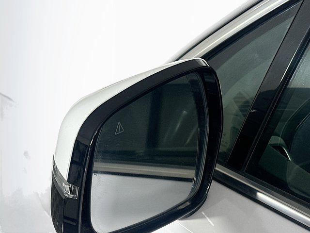 used 2024 Kia Sorento car, priced at $24,496