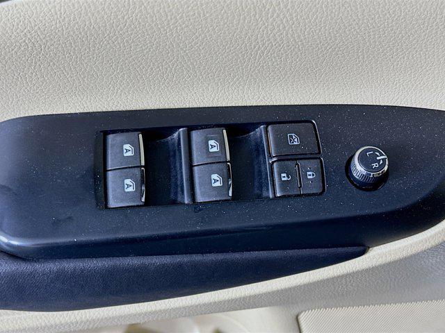 used 2017 Toyota Highlander car, priced at $21,497