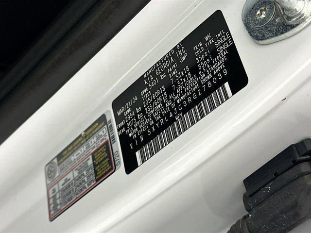 used 2024 Kia Sorento car, priced at $24,987