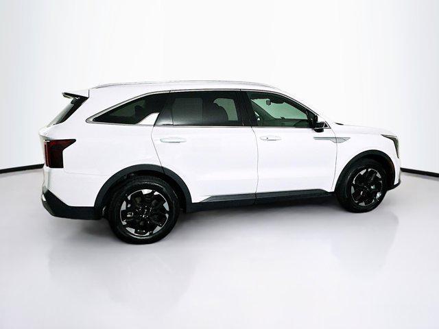 used 2024 Kia Sorento car, priced at $24,987