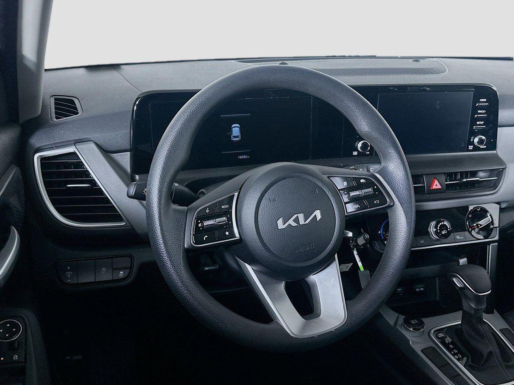 used 2026 Kia Seltos car, priced at $21,422
