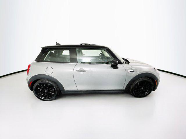 used 2020 MINI Hardtop car, priced at $13,997