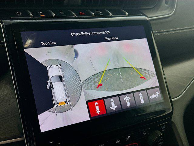 used 2024 Jeep Grand Cherokee L car, priced at $30,997