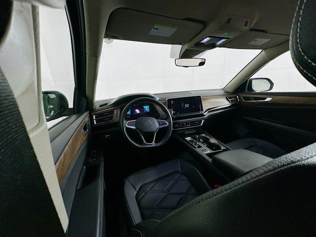 used 2024 Volkswagen Atlas car, priced at $26,496
