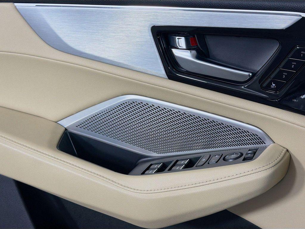 used 2023 Acura MDX car, priced at $35,722