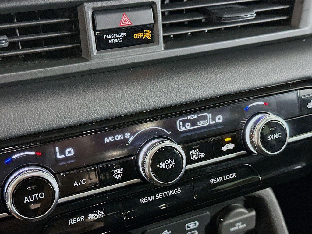 used 2023 Honda Pilot car, priced at $33,722