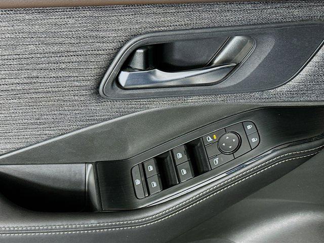 used 2023 Nissan Rogue car, priced at $21,996