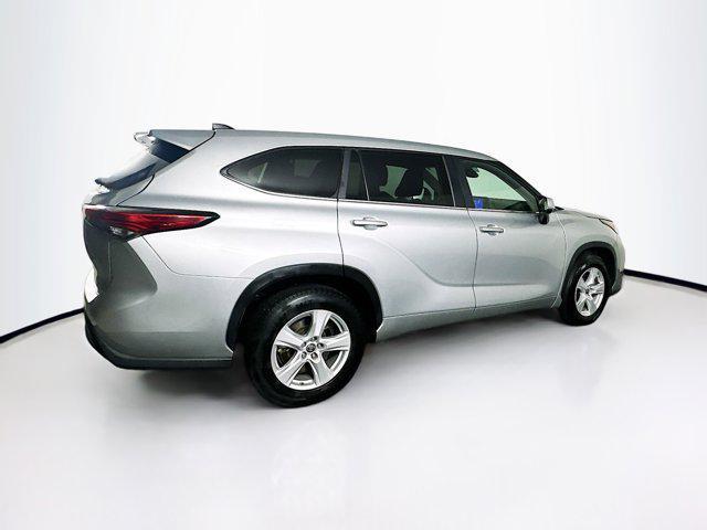 used 2023 Toyota Highlander car, priced at $27,987