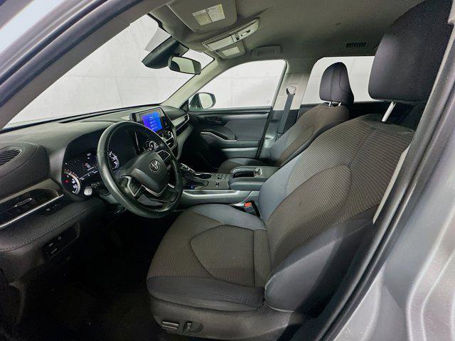 used 2023 Toyota Highlander car, priced at $27,987