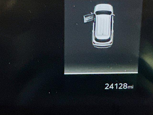 used 2024 Kia Sorento car, priced at $26,797