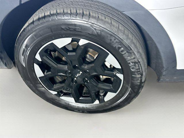 used 2024 Kia Sorento car, priced at $26,797
