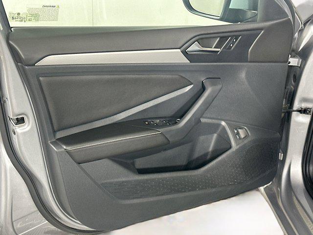 used 2024 Volkswagen Jetta car, priced at $15,987