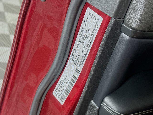 used 2024 Jeep Grand Cherokee car, priced at $24,987