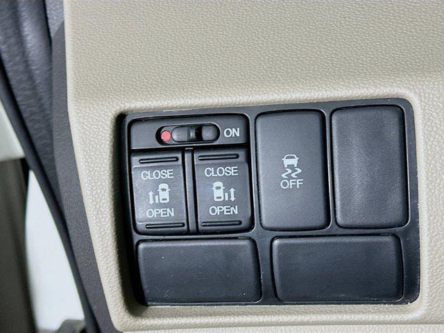 used 2016 Honda Odyssey car, priced at $9,987