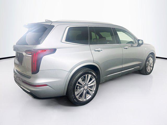used 2025 Cadillac XT6 car, priced at $36,996