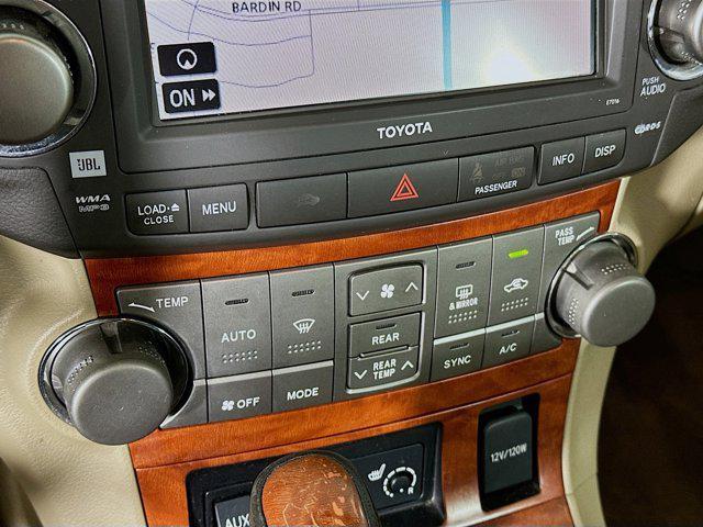 used 2009 Toyota Highlander car, priced at $7,987