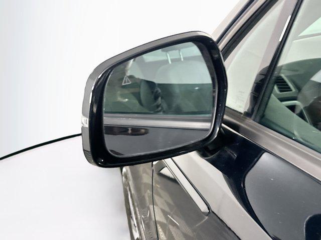 used 2023 Kia Sorento car, priced at $24,996