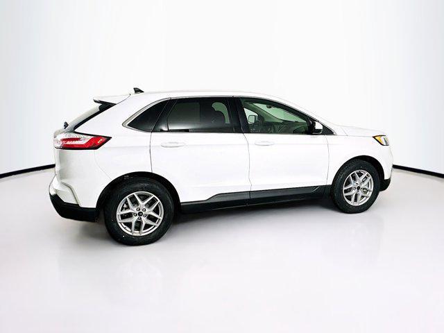 used 2024 Ford Edge car, priced at $18,497