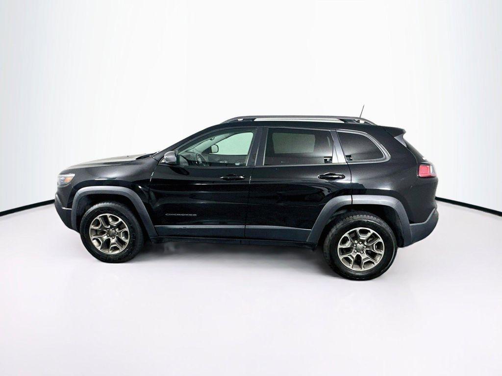 used 2020 Jeep Cherokee car, priced at $9,122