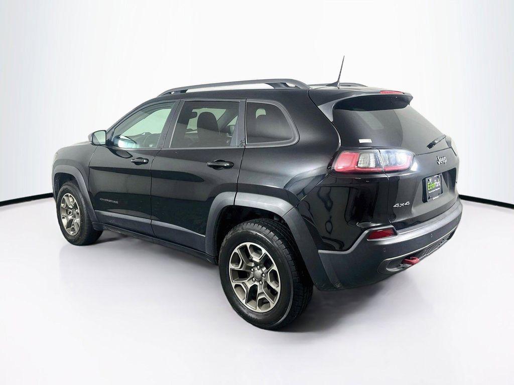 used 2020 Jeep Cherokee car, priced at $9,122
