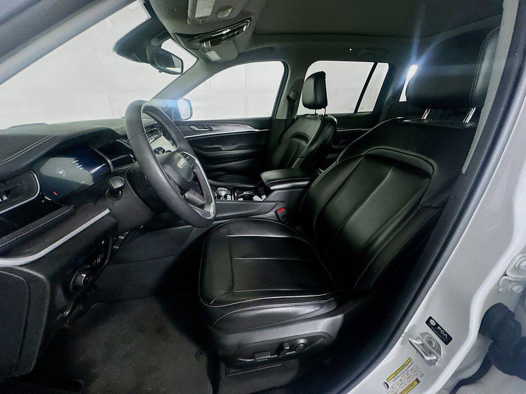 used 2023 Jeep Grand Cherokee 4xe car, priced at $26,912