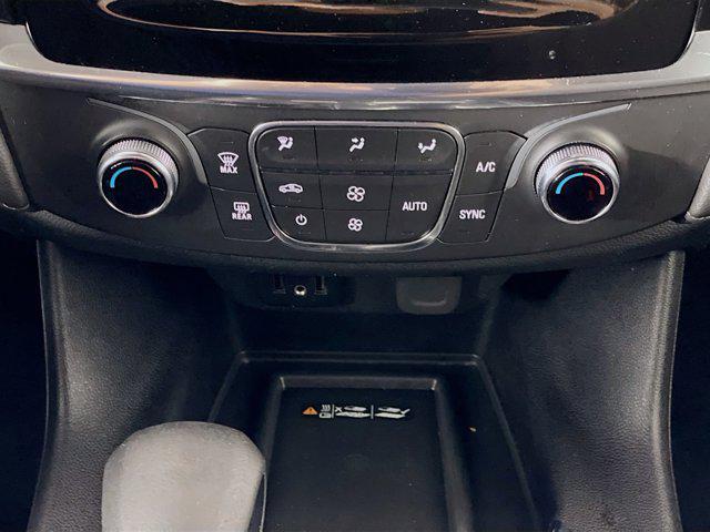 used 2023 Chevrolet Traverse car, priced at $21,487