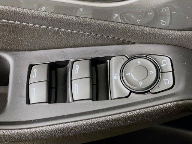 used 2023 Chevrolet Traverse car, priced at $21,487