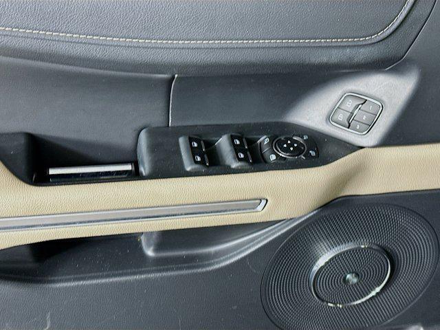 used 2024 Ford Expedition car, priced at $42,496