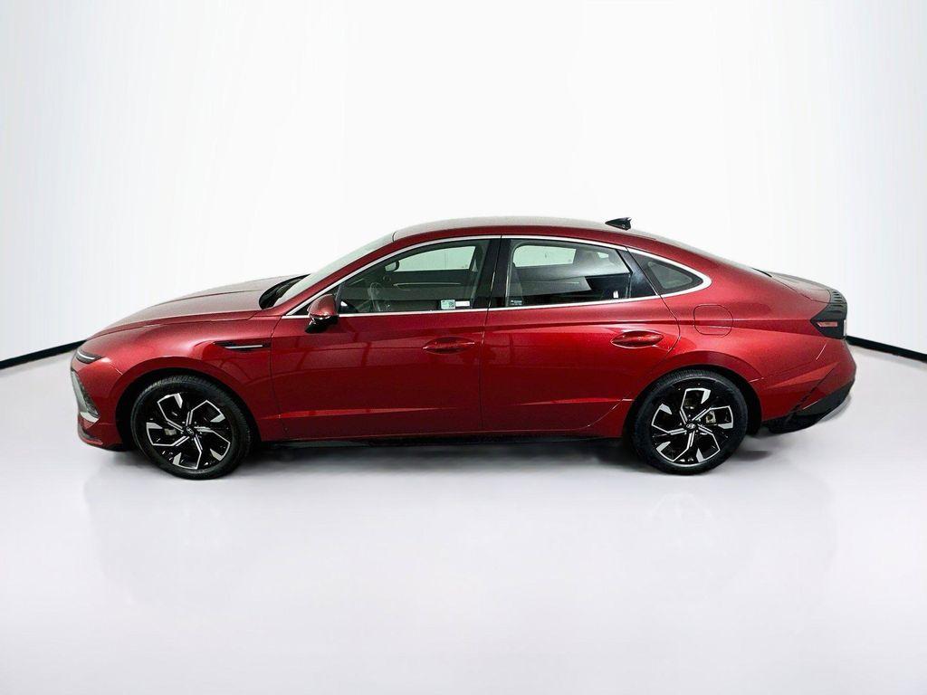 used 2025 Hyundai Sonata car, priced at $20,721
