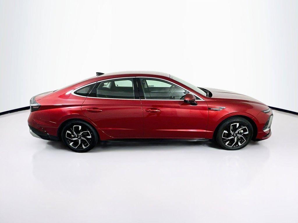 used 2025 Hyundai Sonata car, priced at $20,721