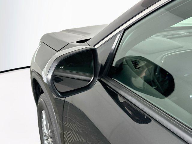 used 2025 Chevrolet Traverse car, priced at $33,987