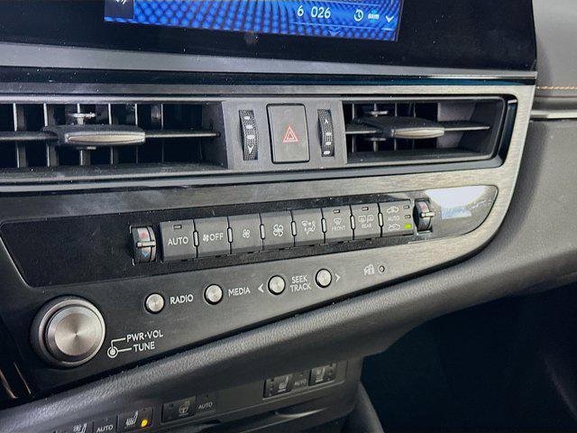 used 2022 Lexus ES 350 car, priced at $33,197