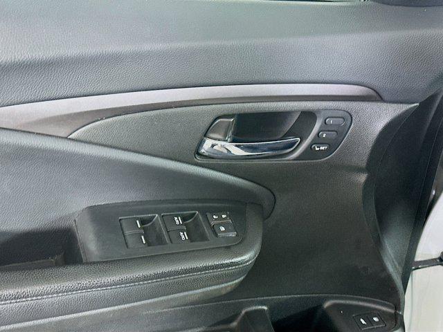 used 2022 Honda Pilot car, priced at $30,487