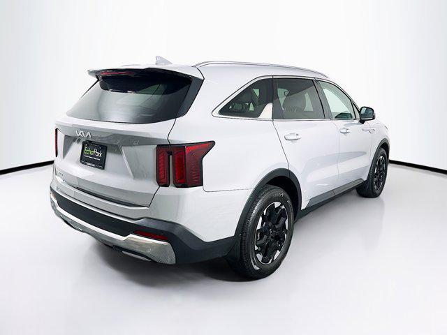 used 2025 Kia Sorento car, priced at $27,987