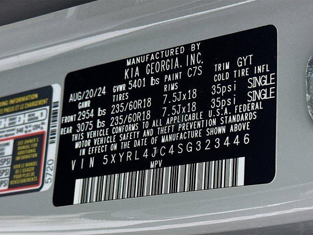 used 2025 Kia Sorento car, priced at $27,987