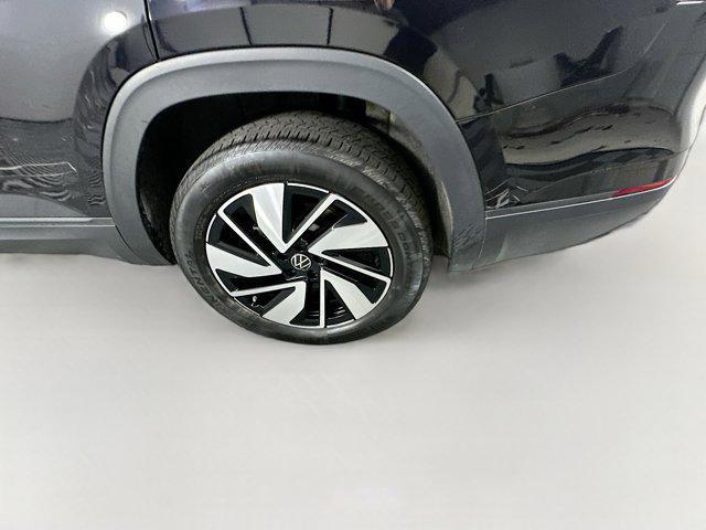 used 2025 Volkswagen Atlas car, priced at $28,987