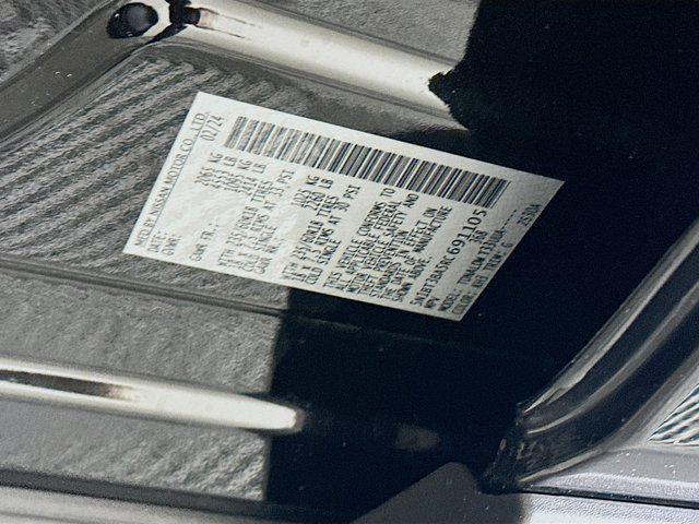 used 2024 Nissan Rogue car, priced at $17,487