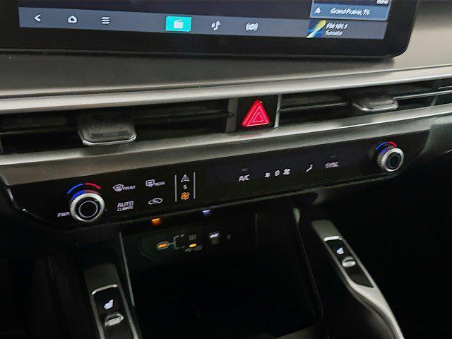 used 2024 Kia Sorento car, priced at $24,497