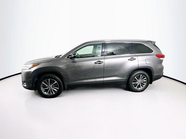 used 2019 Toyota Highlander car, priced at $27,996